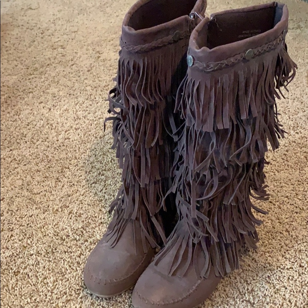 Fringe Mocassin Boot